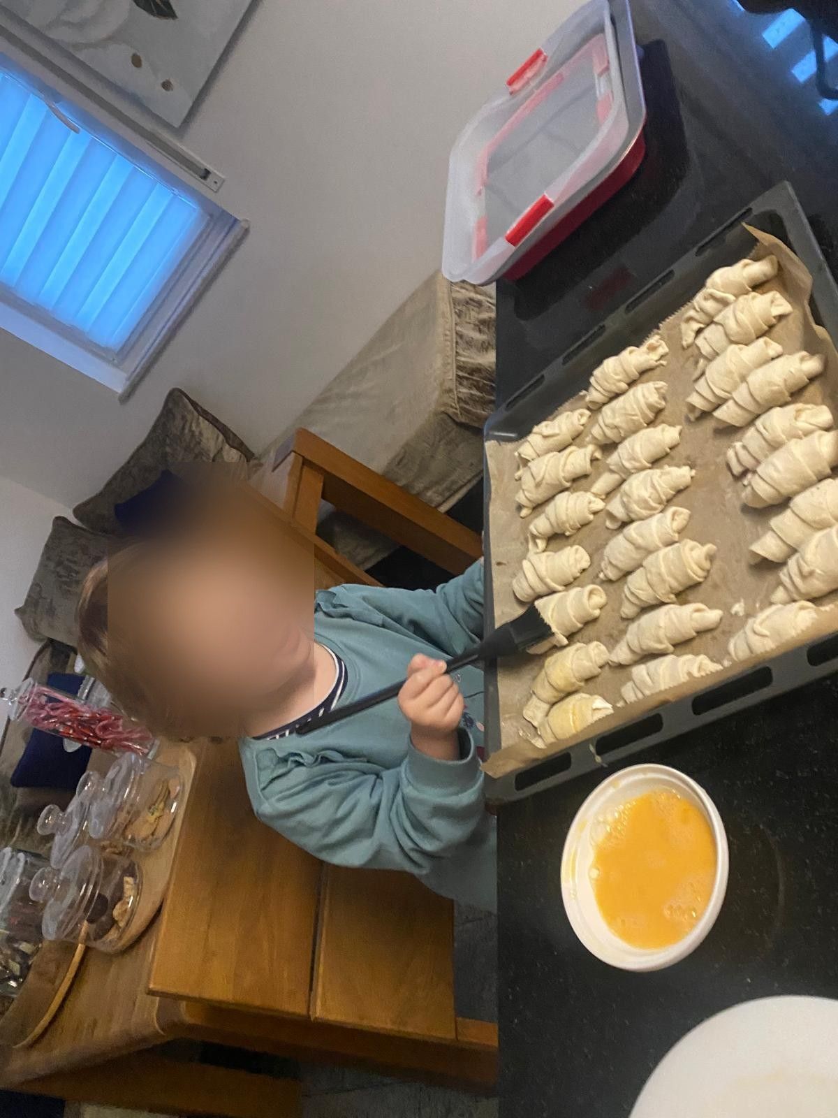 Gemeinsam Croissants backen
